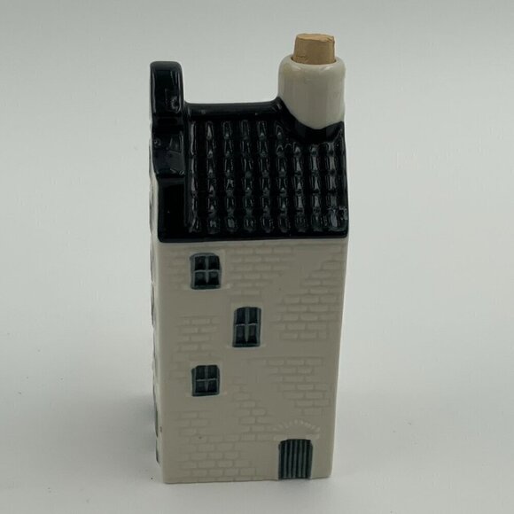 2019 KLM 1575 Amsterdam House Number #33 Delft Blue BOLS Empty - Picture 5 of 6